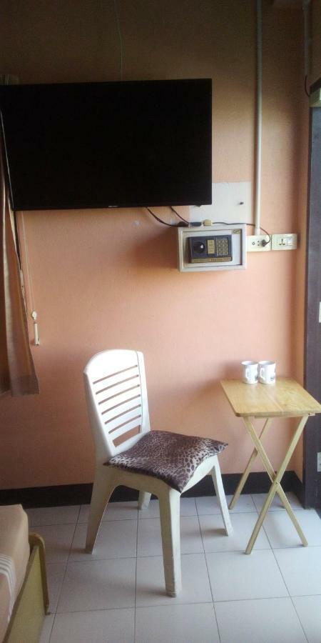 M & A Guesthouse HHQ Exterior foto